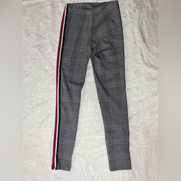 Express Plaid leggings houndstooth red black white stripe small - Picture 3 of 4